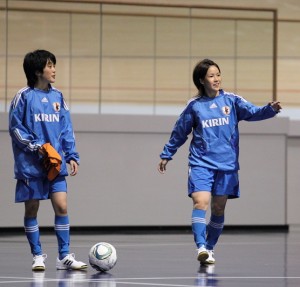 4対1のアップメニューから。左はセウパレータからの間瀬亜希子選手。
